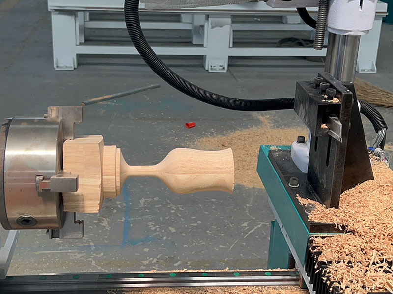 適合初學者的小型木工車床 - 家用數控木工車床