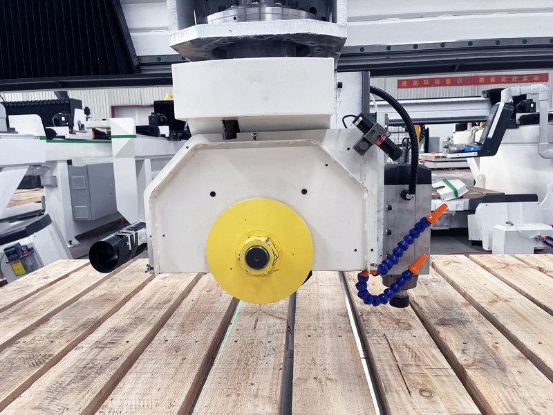 4+1 自動石材數(shù)控橋切機(jī)適用于臺面水槽切割 4+1 自動石材數(shù)控橋切機(jī)適用于臺面水槽切割