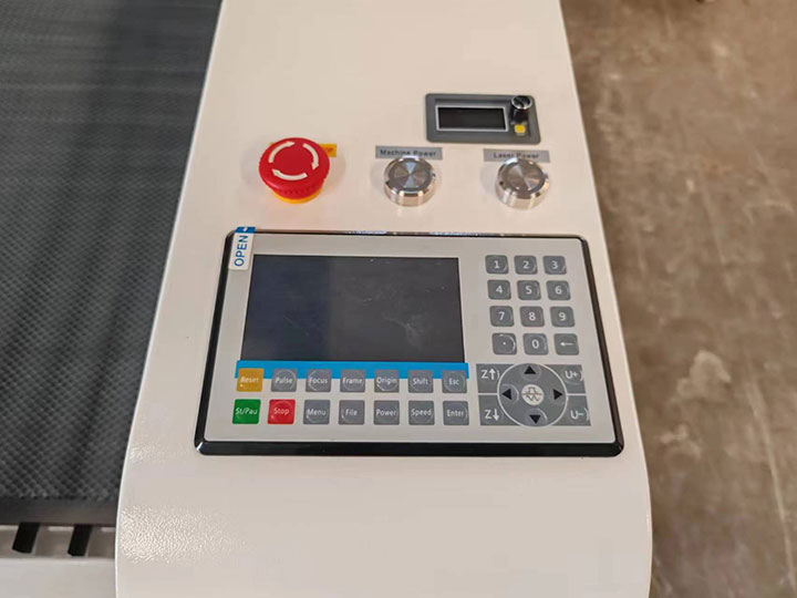 2025熱銷品 CO2 適合小型企業(yè)和家庭使用的激光切割機(jī)