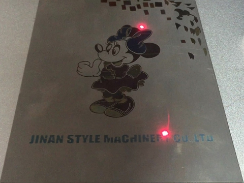 不銹鋼名片上的激光標記顏色 不銹鋼名片上的激光標記顏色