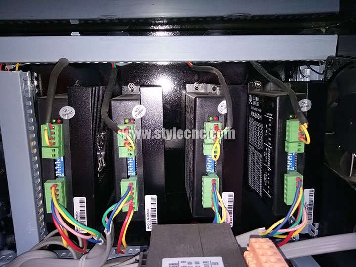 臺式小型數(shù)控石材雕刻機步進驅(qū)動器 臺式小型數(shù)控石材雕刻機步進驅(qū)動器