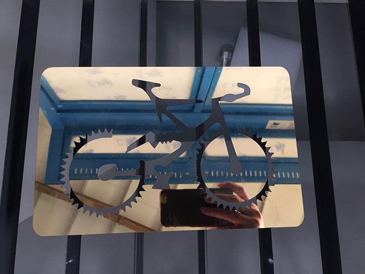 最佳預(yù)算 CO2 適用于金屬、丙烯酸、木材的激光切割機(jī)