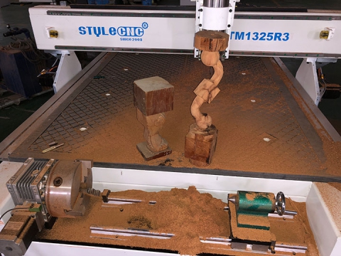 帶旋轉工作臺的四軸數控雕刻機 1325 帶旋轉工作臺的四軸數控雕刻機 1325