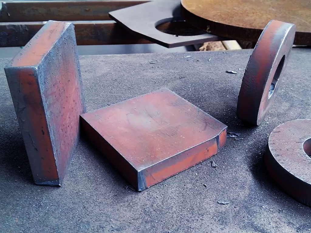 數(shù)控等離子切割碳鋼