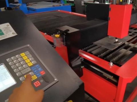 如何使用數(shù)控等離子切割機(jī)進(jìn)行鈑金加工？