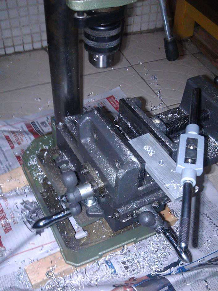 壓板鉆孔 壓板鉆孔