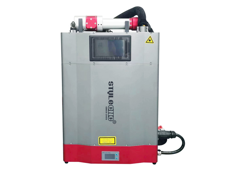 實惠價格 100W 背包式激光清洗機出售 實惠價格 100W 背包式激光清洗機出售