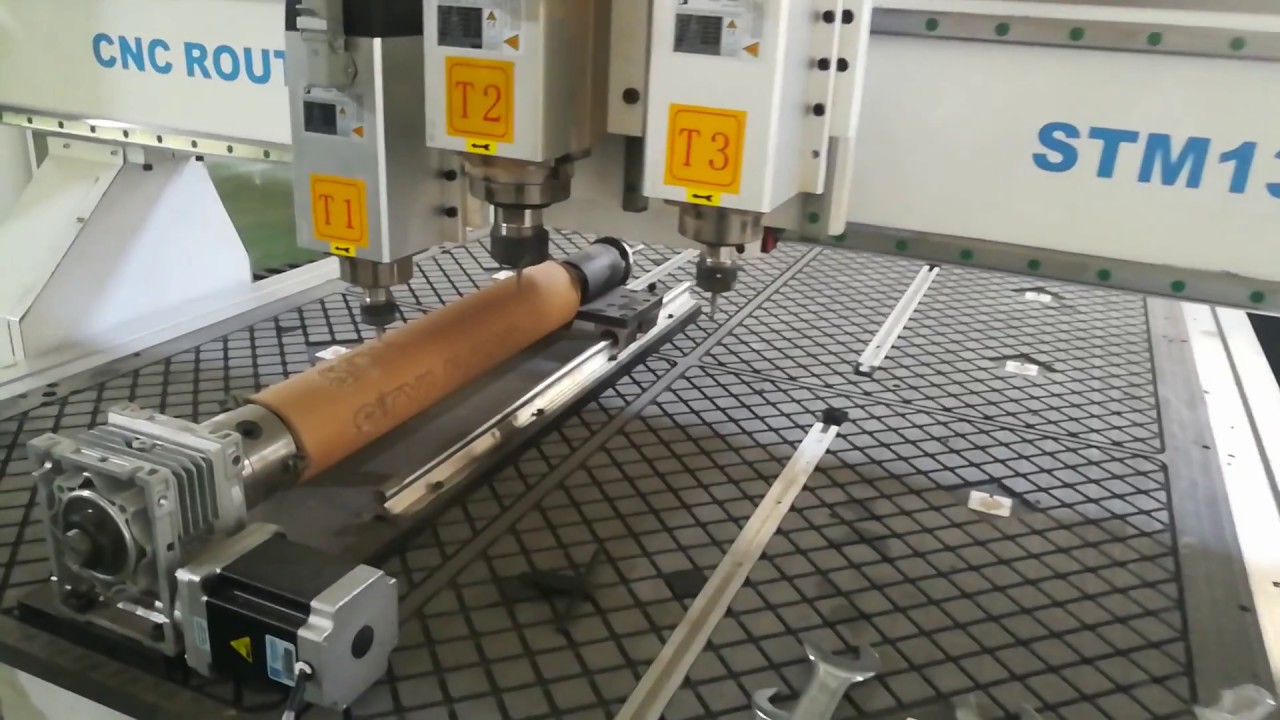 氣動(dòng)自動(dòng)換刀數(shù)控銑床(帶車床附件) 氣動(dòng)自動(dòng)換刀數(shù)控銑床(帶車床附件)